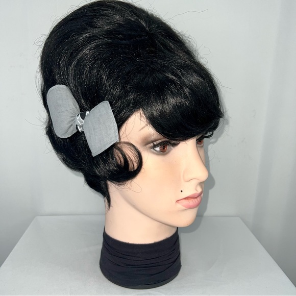 Gray Paisley Rockabilly Bandana Knotted Hair Bow - Picture 3 of 11